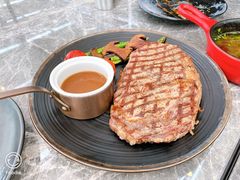 -上海世茂皇家艾美酒店