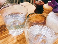 -FLOVIE FLORIST CAFE