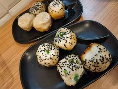-小杨生煎(金山百联购物中心3楼店)