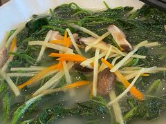 鱼汤浸辣椒叶-阿多私房菜(顺德店)