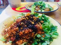 -拈签一笑黄牛肉辣卤串串