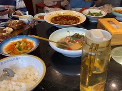 -川流不息·地道川菜·小龙虾(新松江路店)