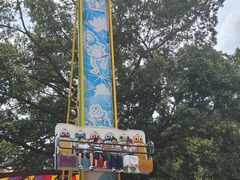 -顺德大良半月城游乐场