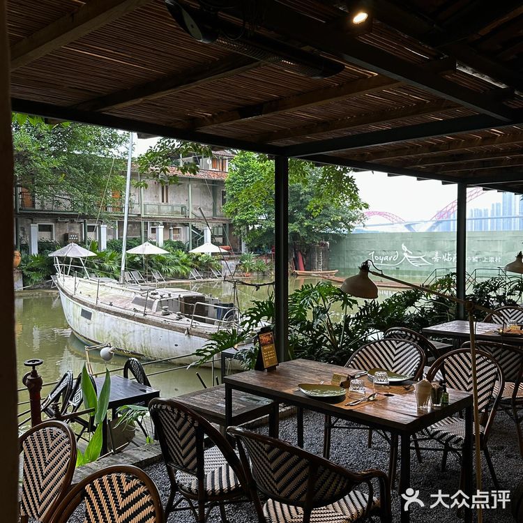 在广州，藏着一家超有氛围感的宝藏店铺——喜洲