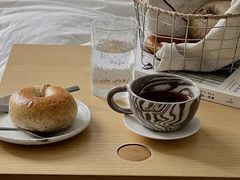 -燕庭·纯燕窝·甜品下午茶(南京西路店)