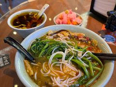 -阿润打边炉·鲜切鸡煲(华漕店)