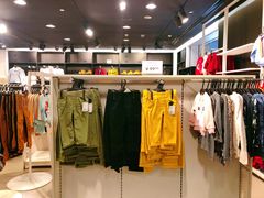 -H&M(鹏欣水游城店)