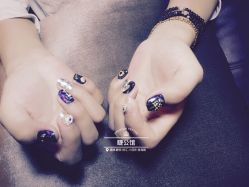 -睫乐园•睫公馆•美睫美甲沙龙