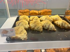 牛打滚-红星前进面包牛奶公司(畅春园店)