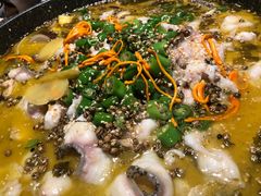 -山城外·非遗酸菜鱼(财富中心店)