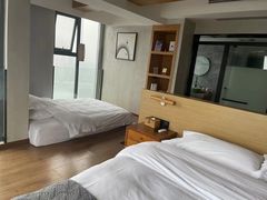 -闲隅江景艺术酒店(解放碑洪崖洞总店)