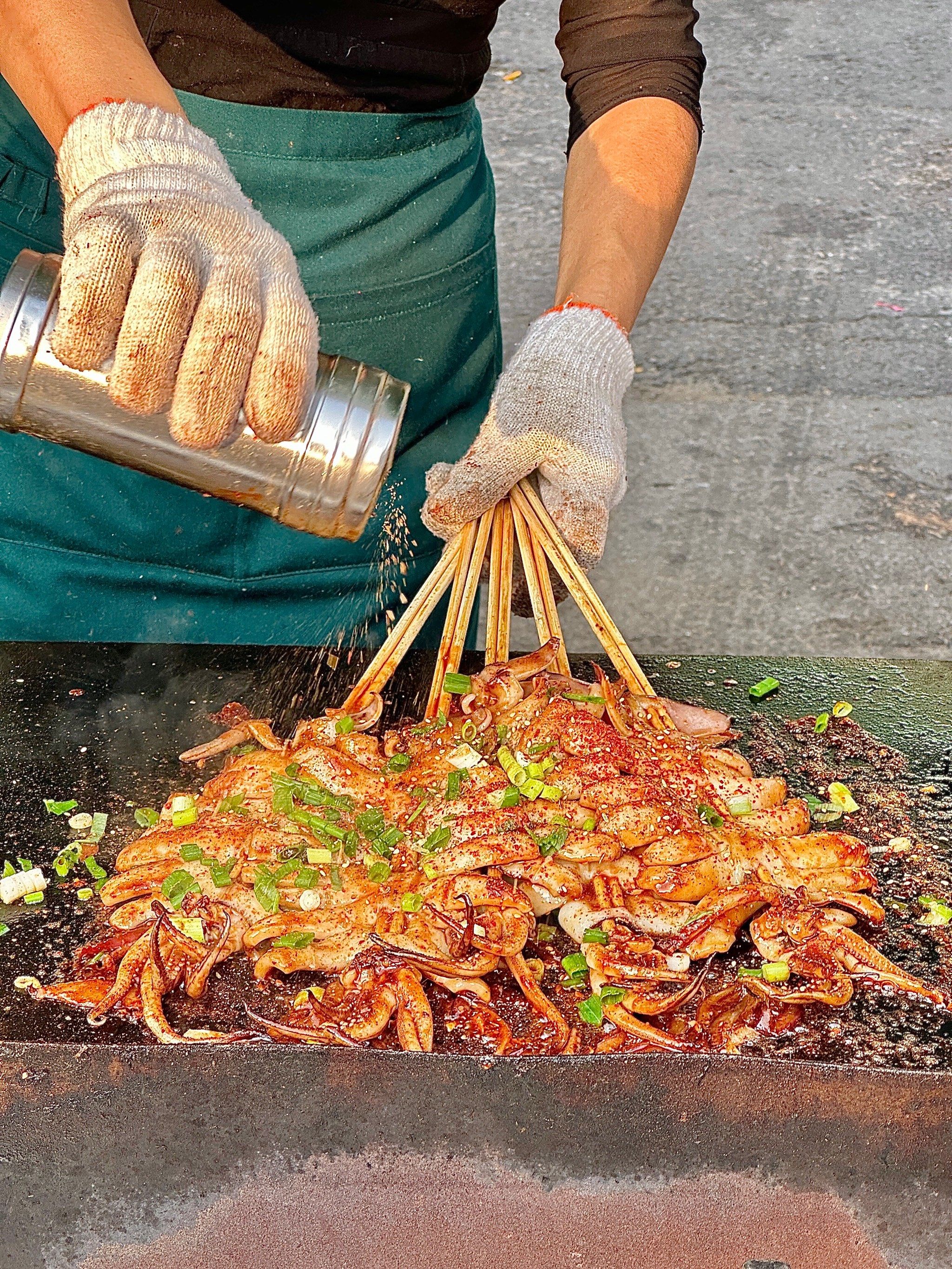 都给我去吃这个铁板鱿鱼!别让我求