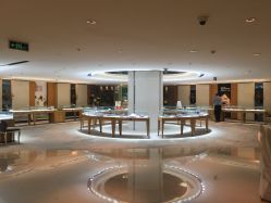 -北京七彩云南翡翠珠宝旗舰店(月坛店)