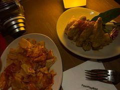 -FOUR PLAY BAR