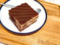 -LAVAZZA 拉瓦萨咖啡(北外滩来福士店)