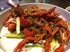 -龙巢盱眙龙虾·牛蛙·烧烤宵夜(八卦岭店)