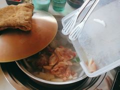 -喃喃椰·糟粕醋·椰子鸡火锅(七堡花园店)