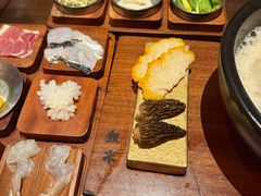 -银米·云南传统过桥米线(双廊黑金冠店)