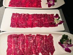 -左庭右院鲜牛肉火锅黑金店(陆家嘴中心店)