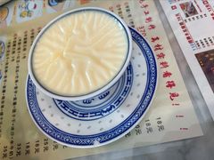 -广信牛奶甜品世家(台东店)
