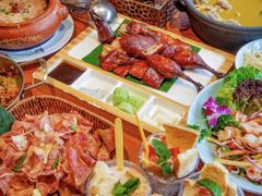 -老滇山寨•云南特色菜•地方菜•民族风情歌舞表演(金碧店)