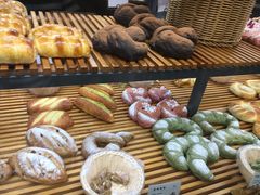 -焙丽拾光(麦凯乐直营店)