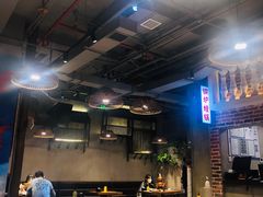 大堂-炉小二铜锅牛蛙•川湘菜(三里屯店)
