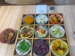 -轻蔬不用等·素食(江苏路店)