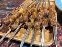 -乡村馕坑肉·烧烤·新疆菜·本地人更爱吃(阿勒泰首店)