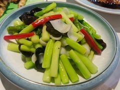 -然一素食餐厅(马利来广场店)
