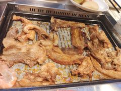 -爱客得牛排海鲜烤肉·火锅自助(春熙路黑金好店)