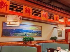 -呷湘厨·鱼汤捞饭·剁椒鱼头·辣椒炒肉(国家会展中心店)