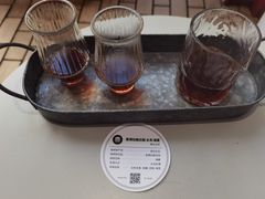 -UNI UNI(环亚凯瑟琳店)