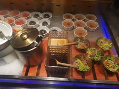 -黑金·寻焰自助百汇(中街店)