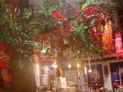 -老牌坊云南鱼豆花火锅(爱建店)