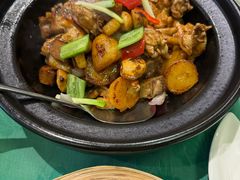 龙城啫啫鸡煲-誉八仙粤菜(万象天地店)