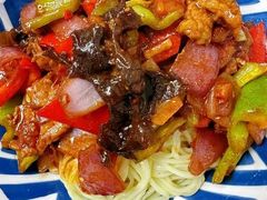 -歹歹的加个面过油肉拌面