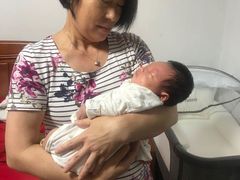 -爱贝尔高端月嫂(母婴护理)