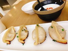 苏小柳鲜肉锅贴-苏小柳点心·手作小笼包(浦东嘉里城分院)