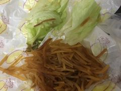 -陈阿婆鱼头泡饼·京味菜(复兴路店)