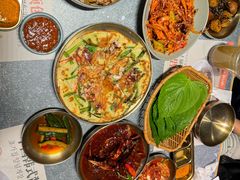 -草家酱蟹炭火烤肉店(珲春南路二店)