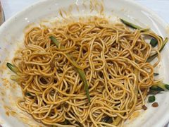 -肥肥虾庄·金牌油焖大虾(江夏永旺店)