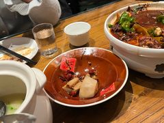 -泉畔人家·老济南经典鲁菜(大明湖店)