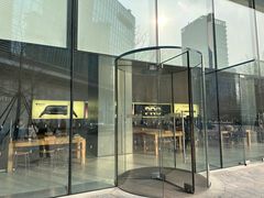 -Apple零售店(华贸购物中心店)