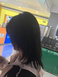 -侨治发型
