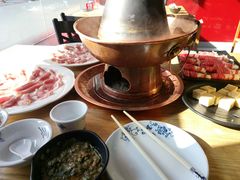 -羊家胡同·龙虾烧烤火锅(龙汇路店)