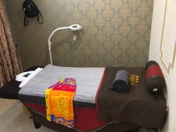 -梦莲娜美容连锁机构