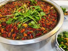 -乡土特色.冷锅鱼.牦牛肉汤锅