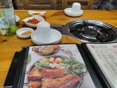 -喇喇排骨火锅·传统韩式脊骨汤(望京西园总店)