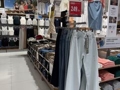 -优衣库(广州天河领展广场店)